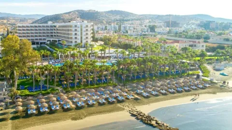 Grand Resort by Leonado Hotels
