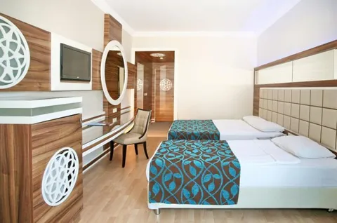 Grand Zaman Beach Hotel - 3
