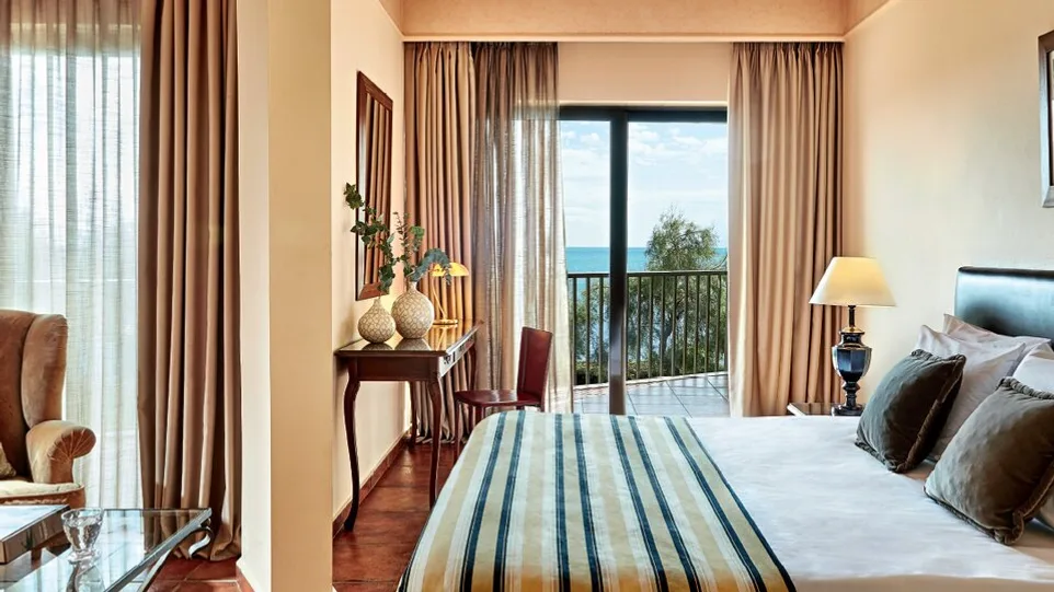 Egnatia Family Junior Suite