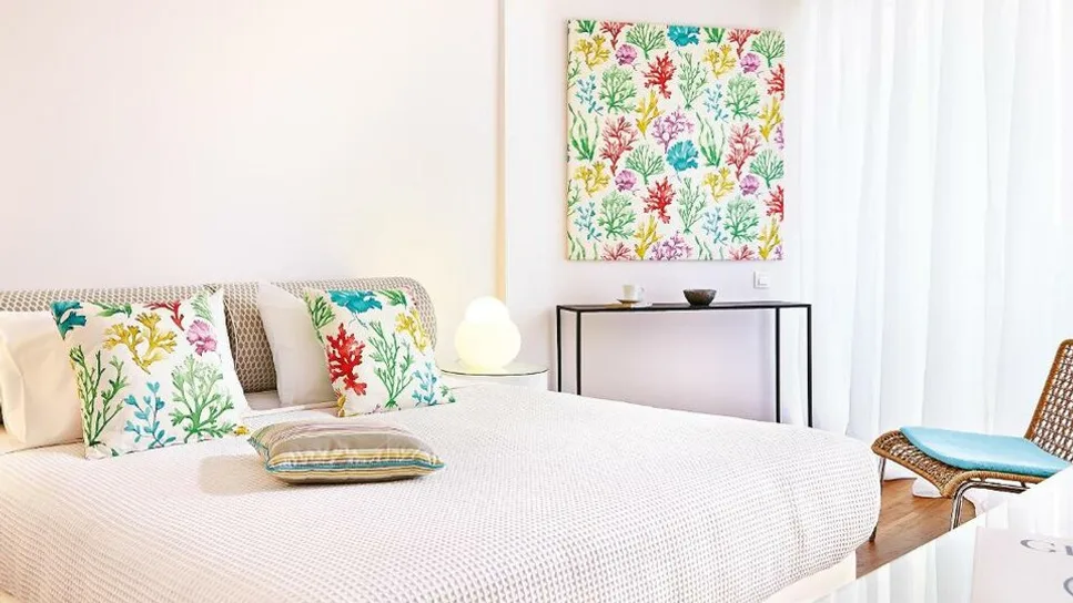 Master suite side sea view