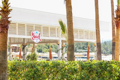 Green Bay Resort & Spa - 5