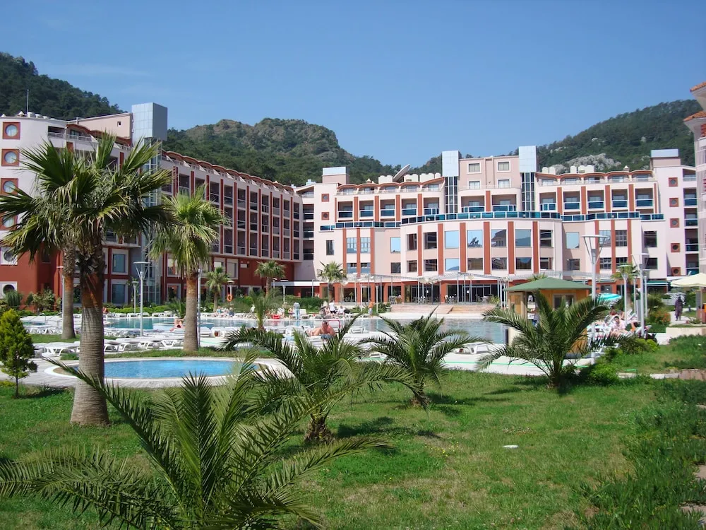 Green Nature Resort