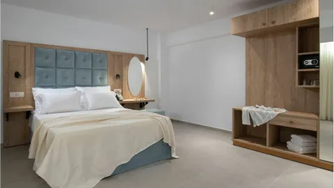 Family apartment Thanos