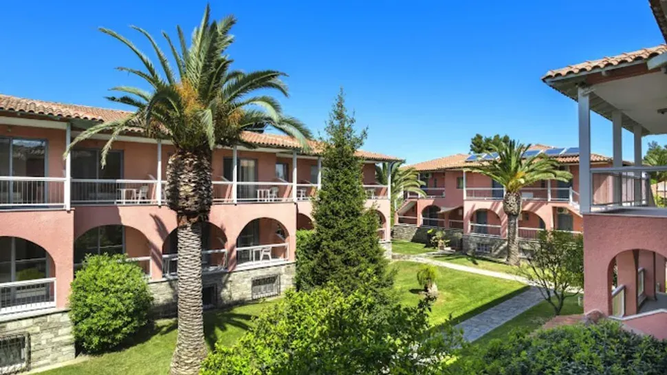 Hanioti Village Resort