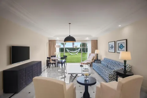Selection Villa