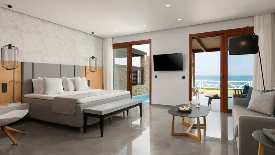 Junior Suite Sea Front With Private Pool