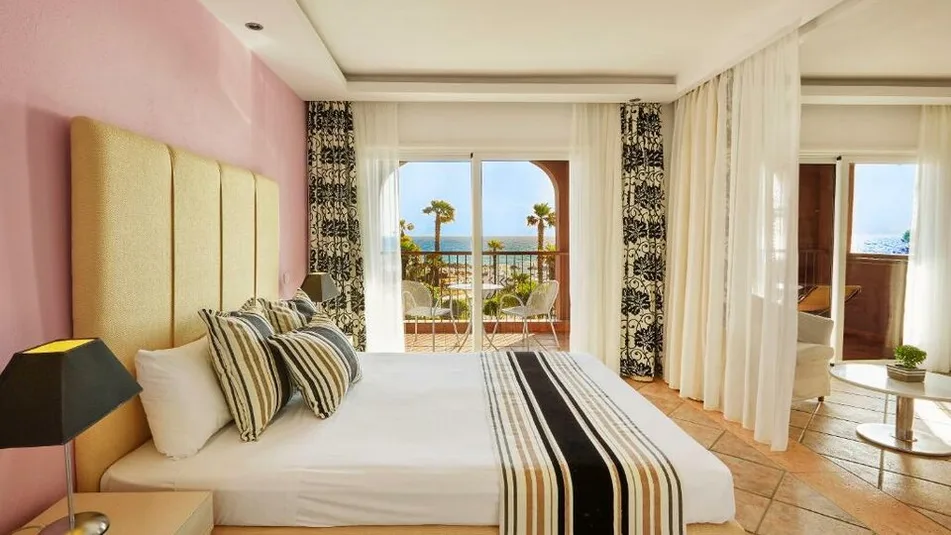 Deluxe Suite Sea View