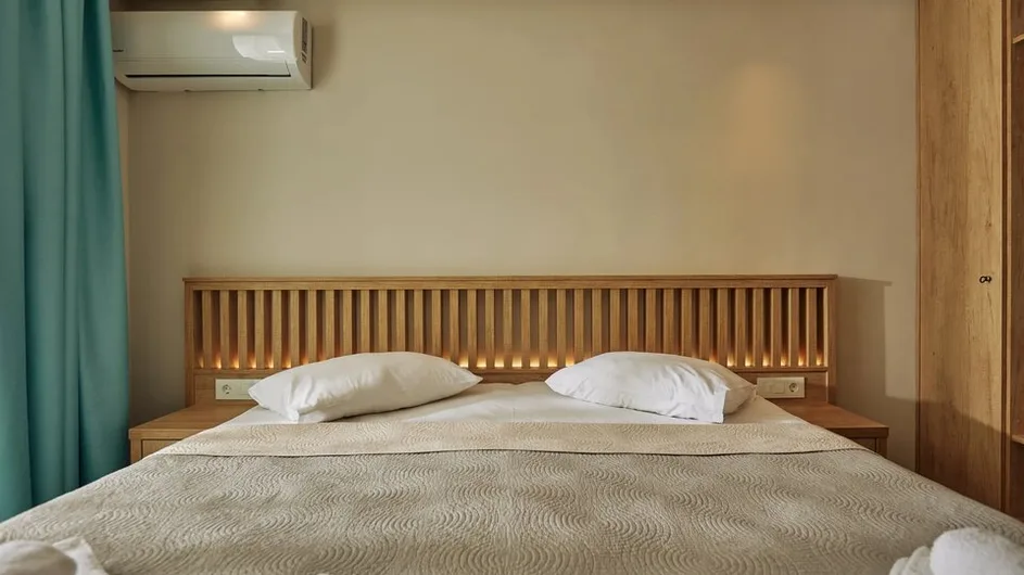 Superior "Art" Room Parking View