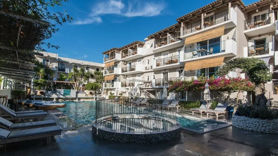 Iniohos Zante Hotel & Suites - 4