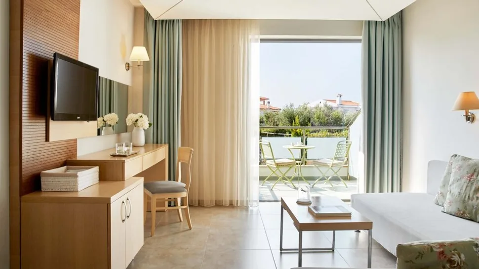 Family suite garden view