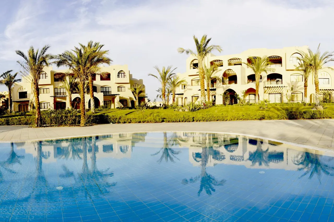 Jaz Neo Saraya Palms