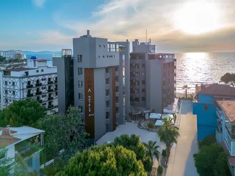 Jura Hotels Ada Beach