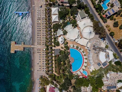 Latanya Park Resort - 5