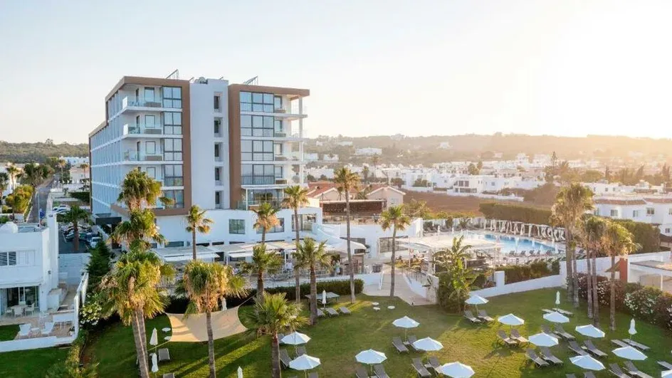 Leonardo Crystal Cove Hotel & Spa