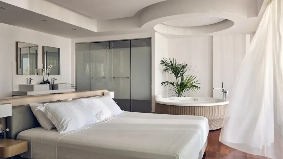 Deluxe Suite Sea View with Private Pool