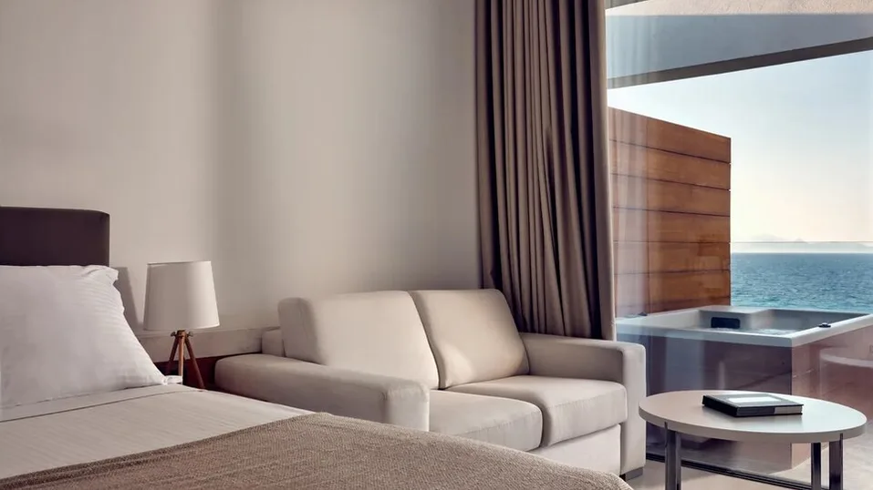 Spa Suite Sea View with Outdoor Jetted Tub