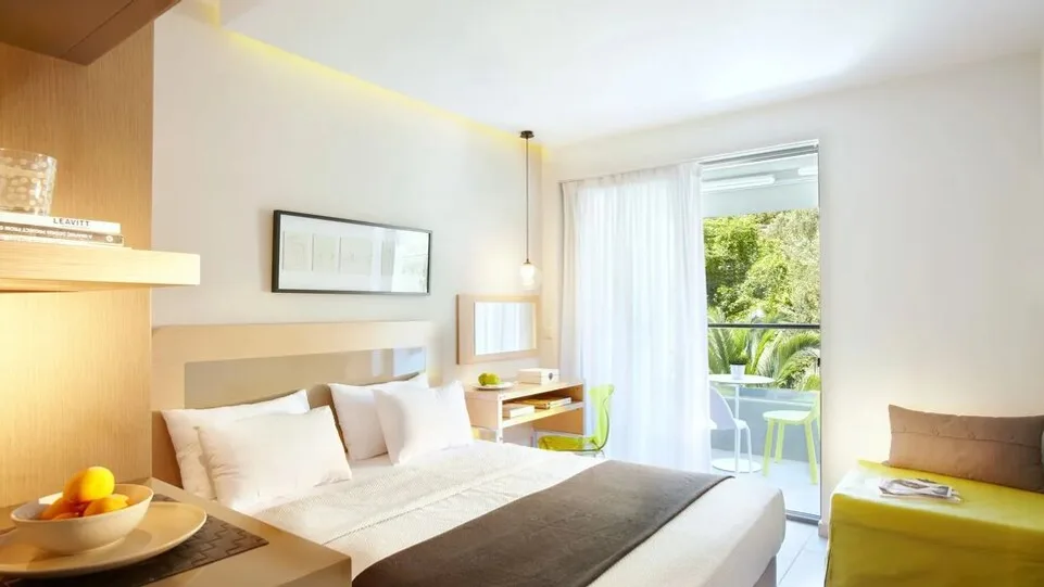 Standard room Garden View