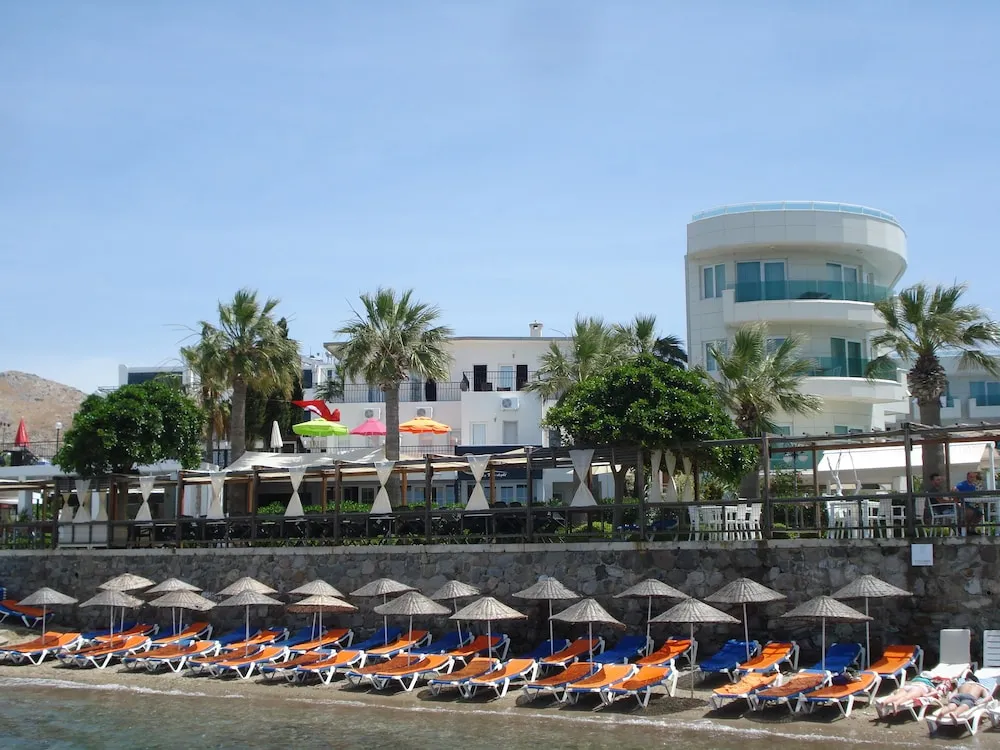Maxsea Beach Hotel