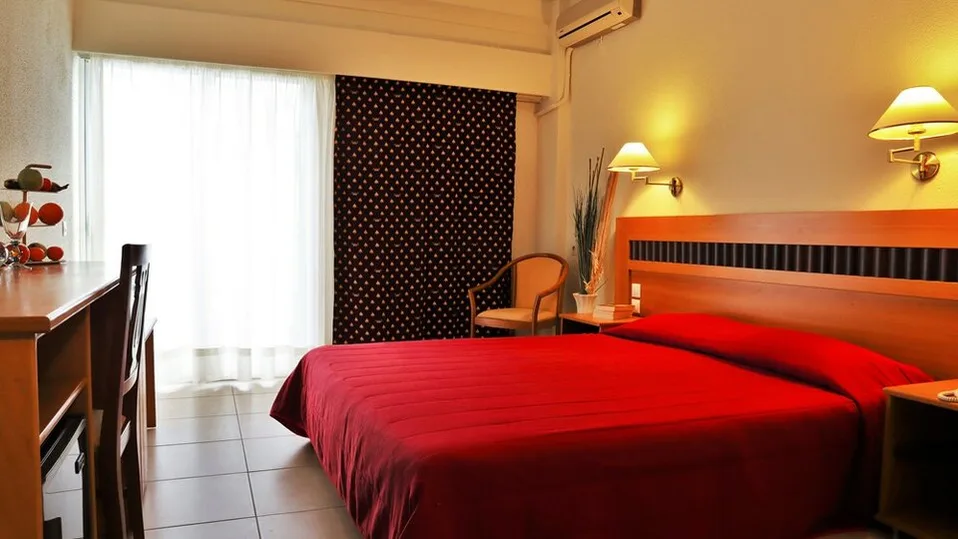 Standard room mountain view