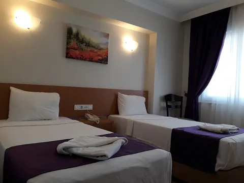 Mert Seaside Hotel - 4