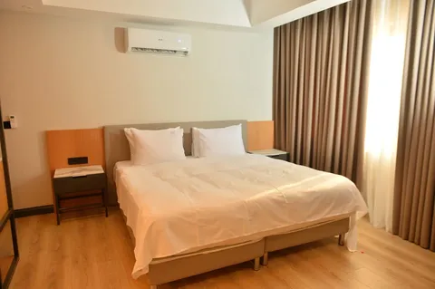 Deluks apartman, 2 spavaće sobe, čajna kuhinja, pogled na more