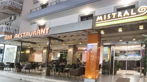 Mistral Seaside