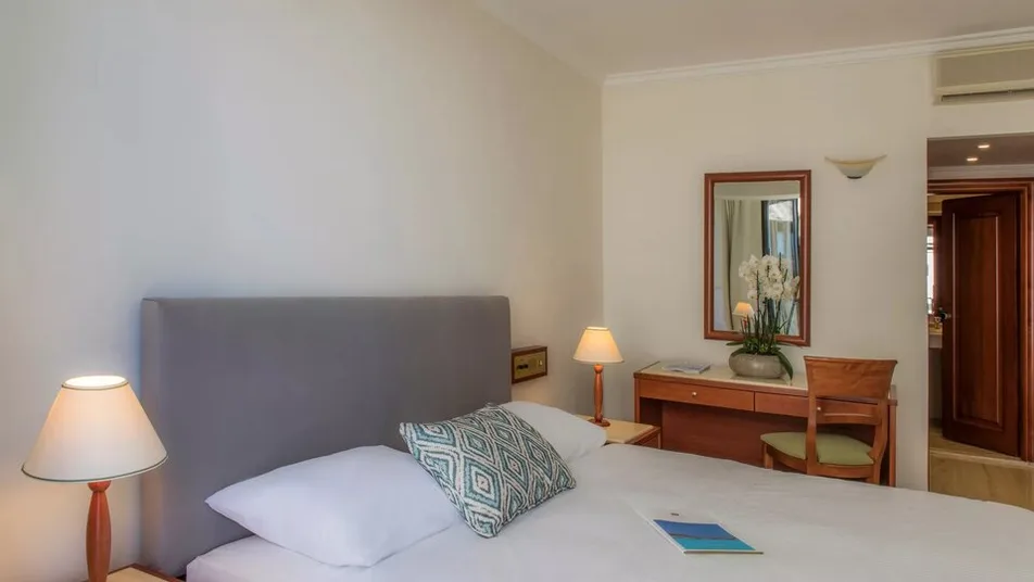 Twin Sea View with Balcony