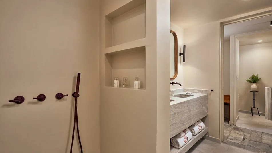 Deluxe Suite Sea View