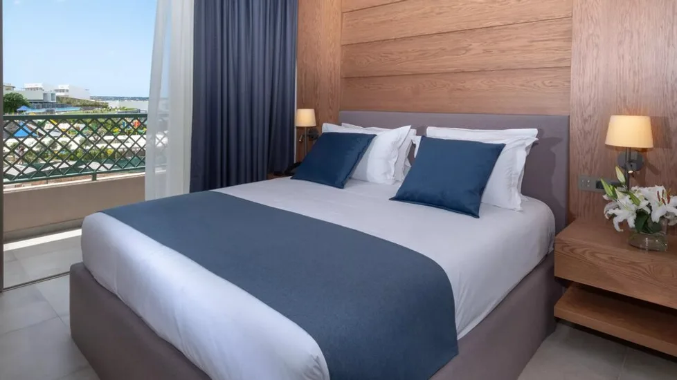 Royal Family Suite 2Bedrooms Water Front