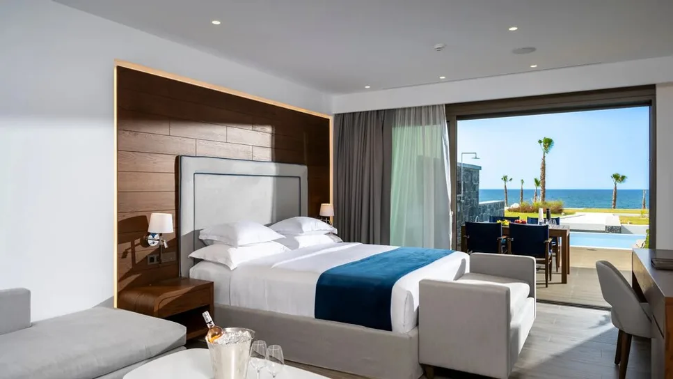 Prestige Suite ,Private Pool & Indoor Sauna