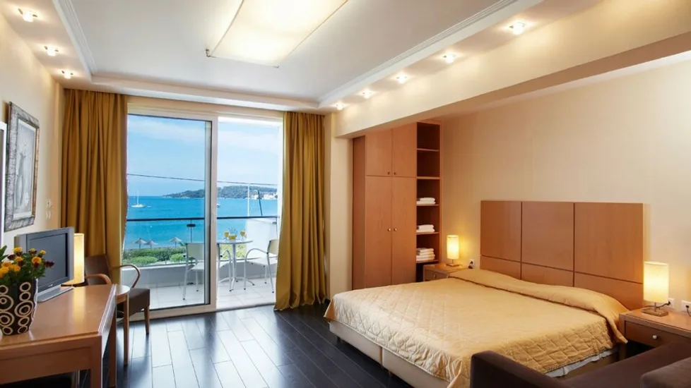 Junior Suite Main Block