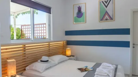 Bungalows Sea View