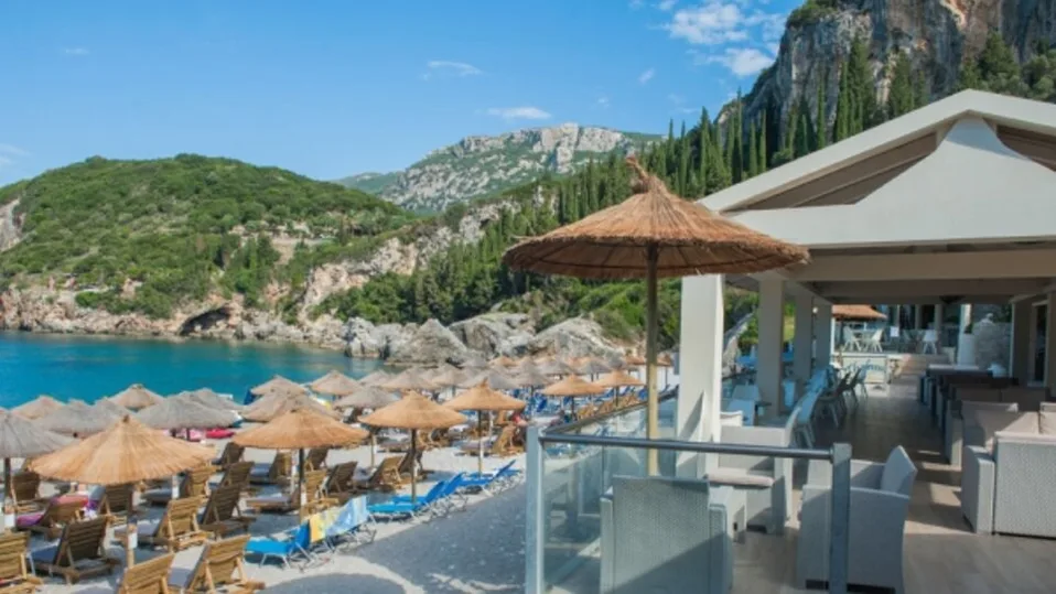 Ninos Blue Princes Beach - 3