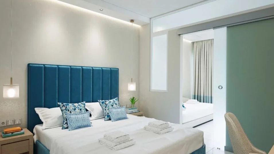 Superior Family Room Sliding Doors Sea View