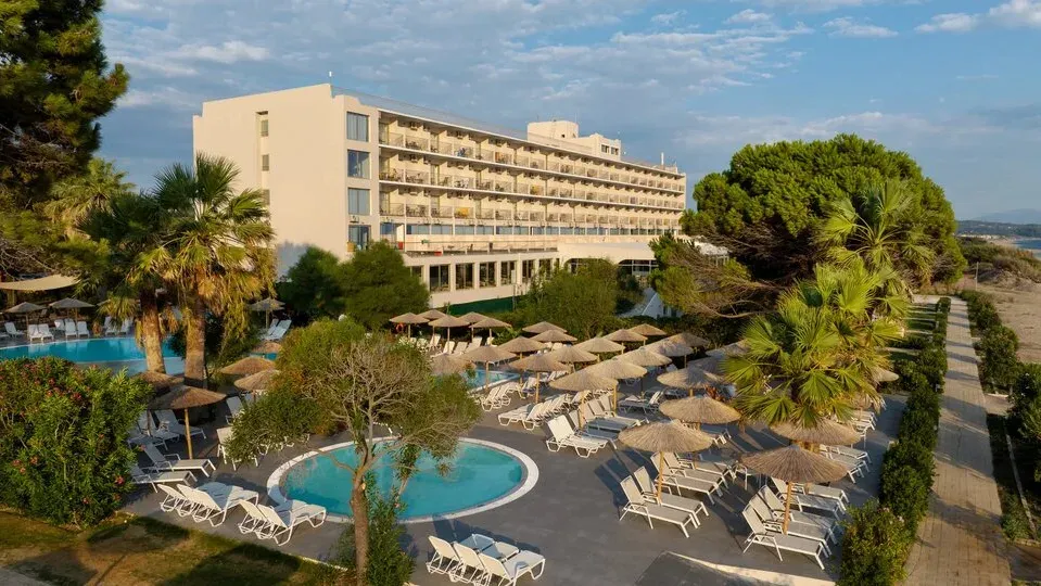 Ninos Grand Hotel & Resort