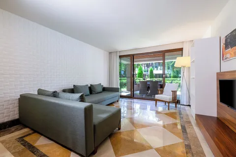 Porodični apartman Lagoon sa jednim kupatilom i direktnim pristupom zajedničkom bazenu