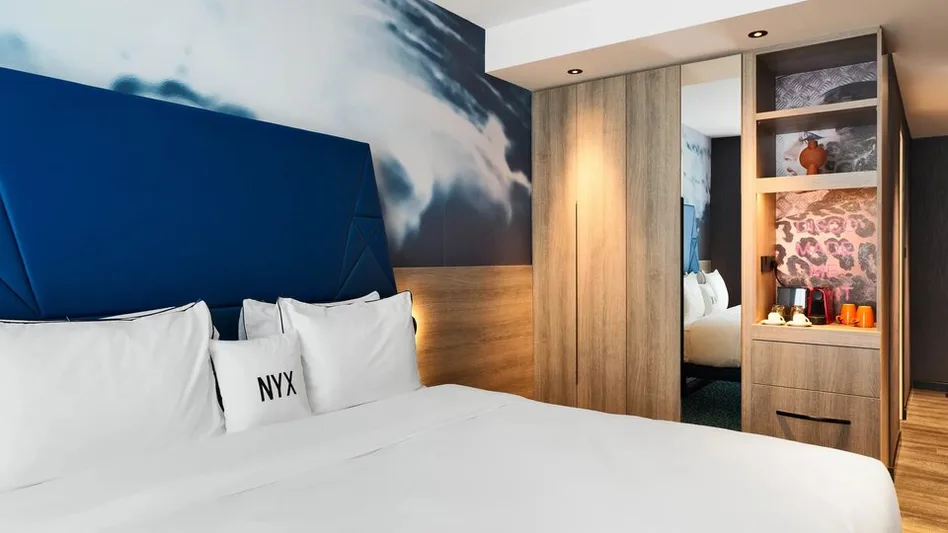 Superior Room Down to Earth