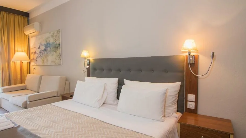 Junior Suite Pool View