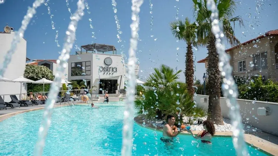 Ostria Sea Side