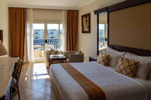 Apartman, pogled na bazen