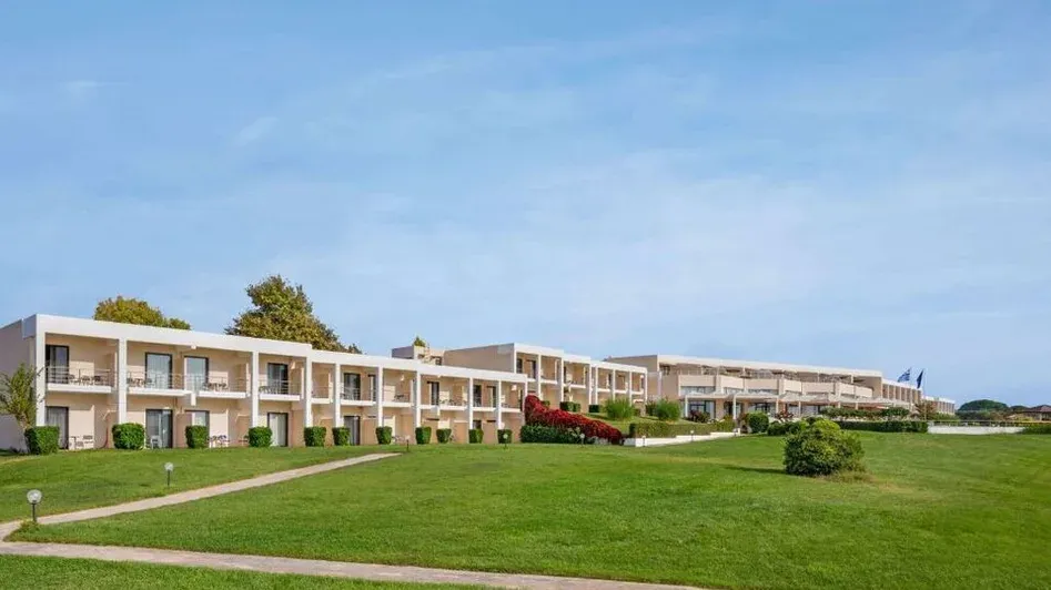 Ramada Plaza Thraki