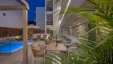 Sandy Seaside Suites - 4