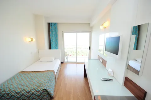 Seaden Sea World Resort and Spa - 3