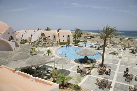 Shams Alam Beach Resort - 4