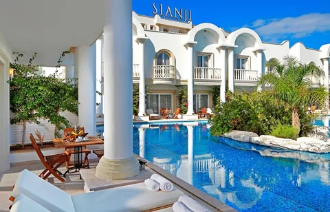 Villa Swim Up