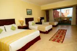 Sun and Sea Hotel - 3