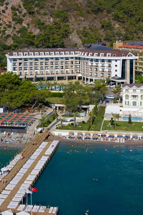 Sunland Resort Hotel