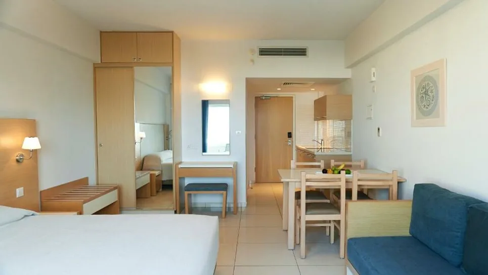 Studio with Sea View