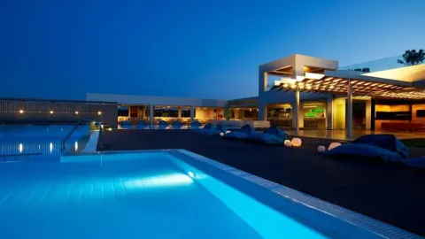 Thalatta Seaside Hotel