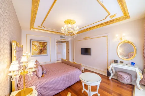 Premijum vila sa 4 spavaće sobe, privatnim bazenom i pogledom na more